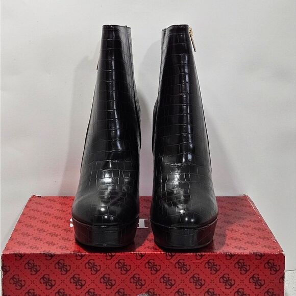 NIB, Guess stiletto heel boots in brown alligator pattern. Size 10 - Picture 3 of 13